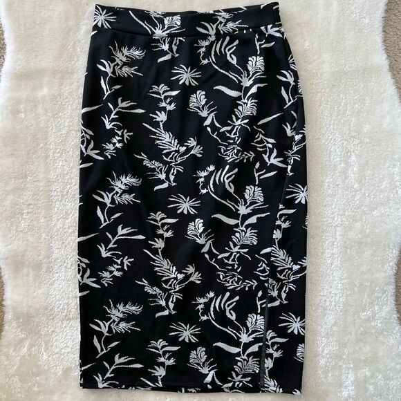 Mark New York Skirt - Picture 1 of 6